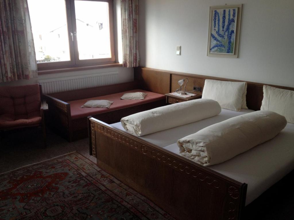 Pension Wallnoefer Mieming Rom bilde